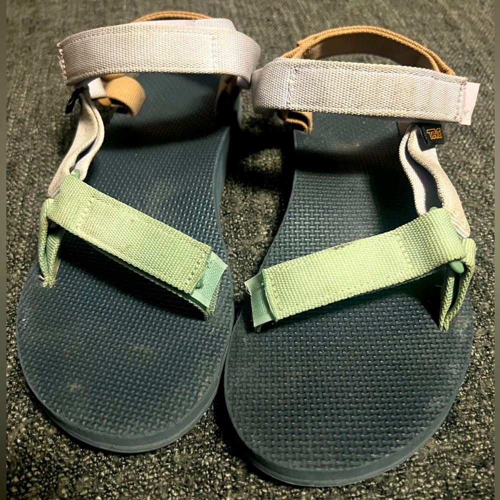 Teva ORIGINAL UNIVERSAL - size 8/39
Item No. 1003987